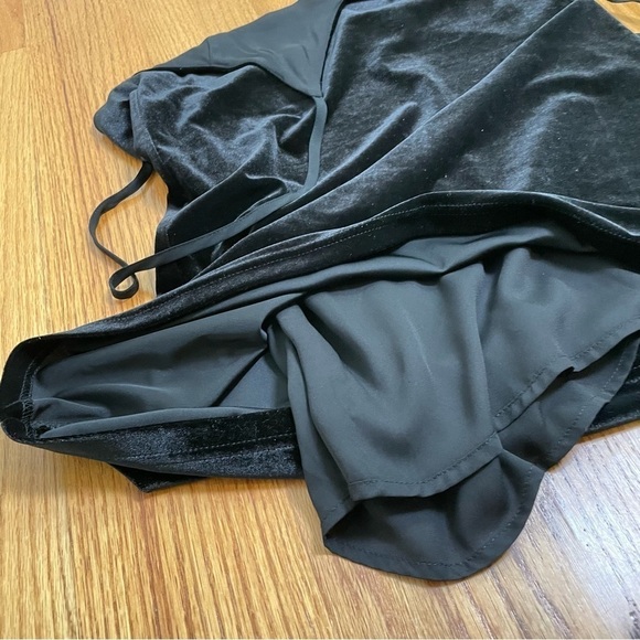 90s Y2K Whimsigoth sleeveless spaghetti strap v-neck velvet velour mini dress - Picture 8 of 12